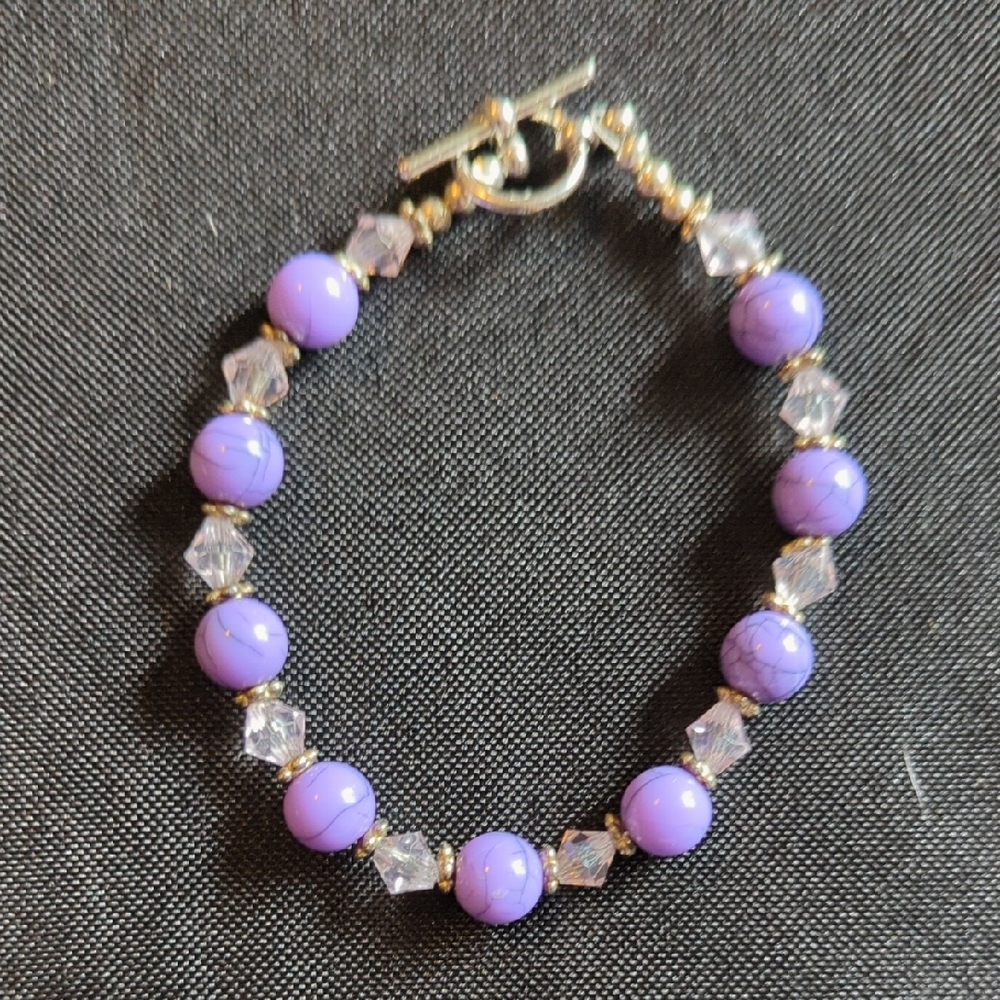 Chic Purple and Clear Beaded Bracelet